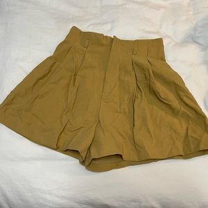 Zip up shorts size Medium